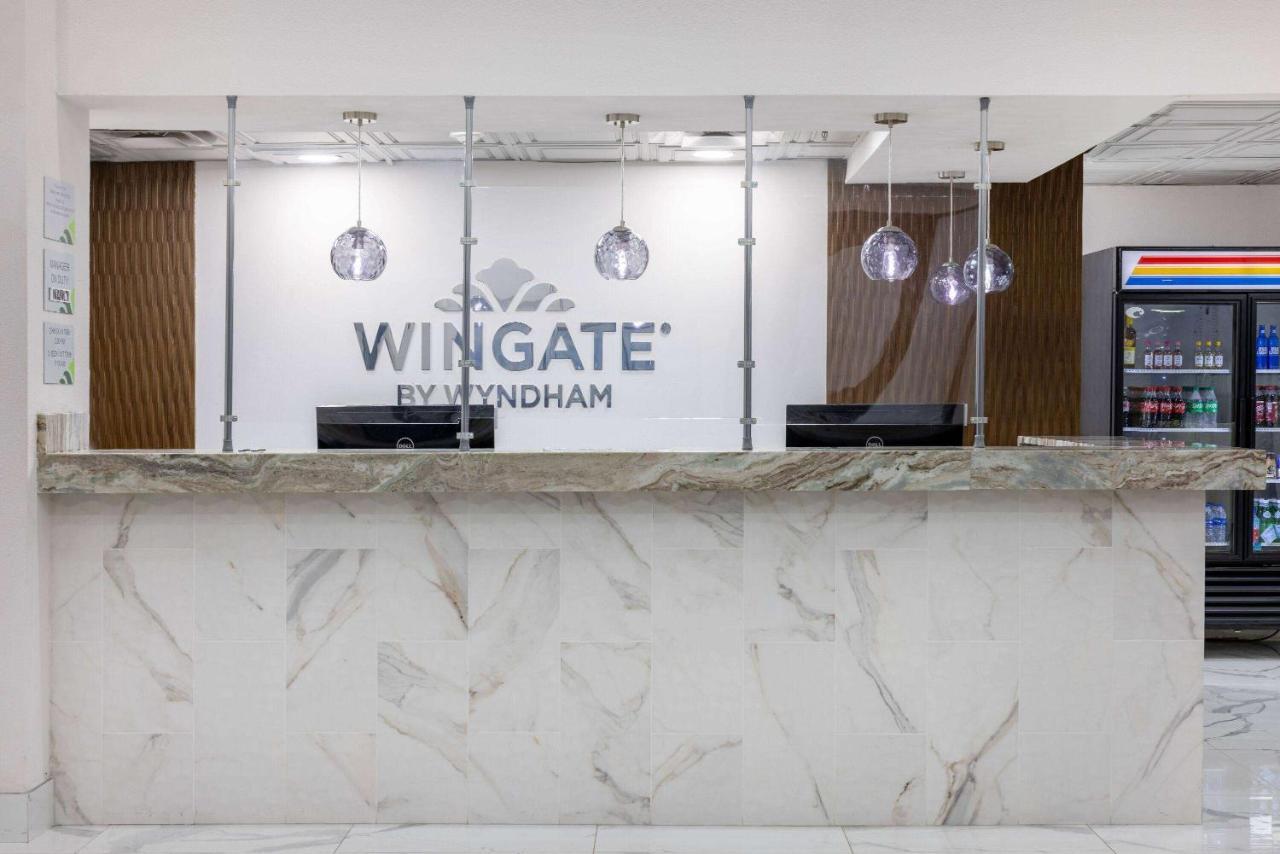 Wingate By Wyndham Atlanta Galleria/ Ballpark Exterior photo